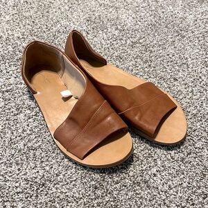 Universal Thread Lissa asymmetrical leather slide sandal size 8 brown